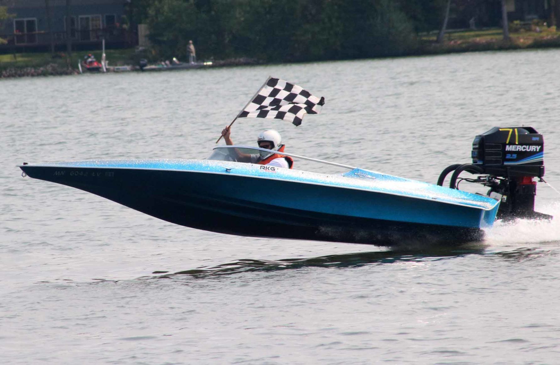 Powerboat racing on Rice Lake 9-11-21